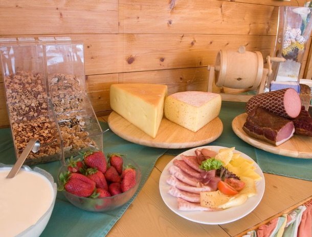 hotel-burgeck-krimml-ontbijtbuffet.jpg