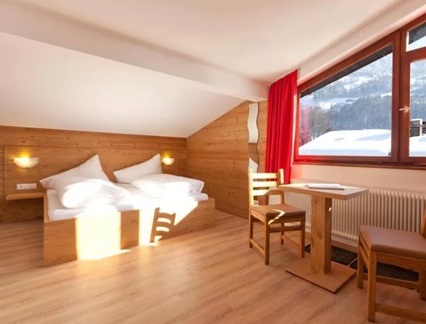 pension-hochjochstobli-schruns-vorarlberg-slaapkamer.jpg