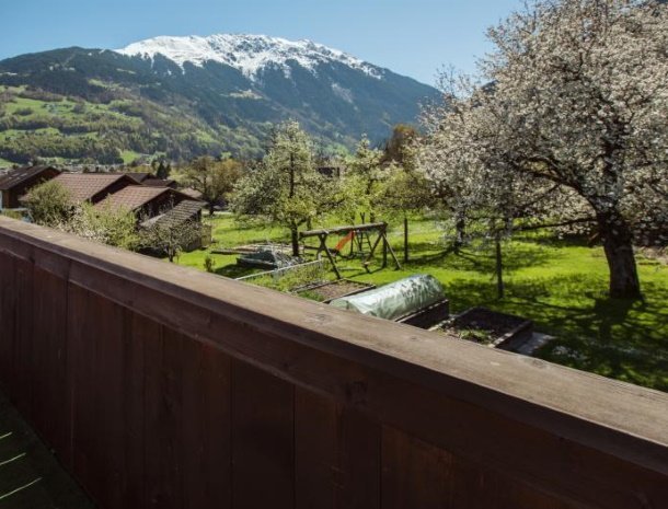 alpenapart-montafon-tschagguns-vorarlberg-appartement-3-balkon.jpg