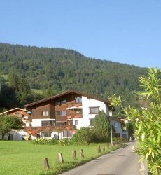 alpenapart-montafon-tschagguns-vorarlberg-appartementen.jpg