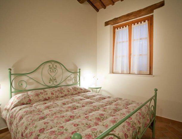 valle-di-metauro-country-house-marche-mimosa-slaapkamer.jpg