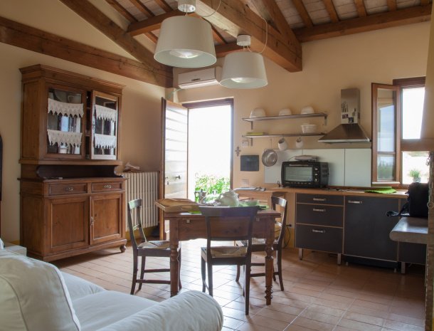 agriturismo-il-giuggiolo-appartement-cassiopea-woonkamer.jpg
