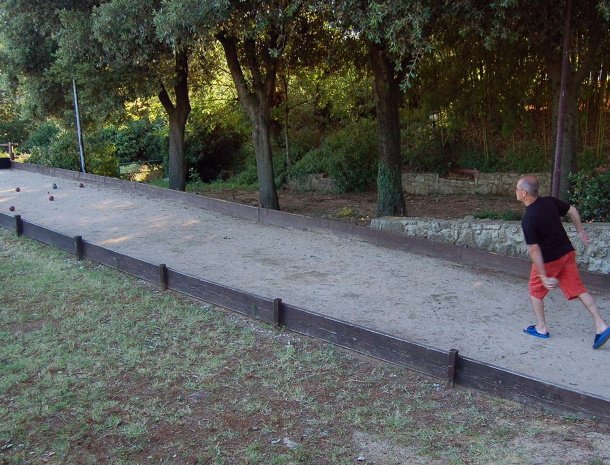 agriturismo-casale-dei-frontini-todi-umbrië-jeu-de-boules.jpg