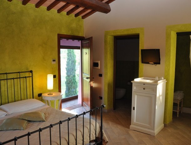 bed-and-breakfast-borgo-san-giusto-empoli-toscane-2-persoonskamer-fabiani.jpg