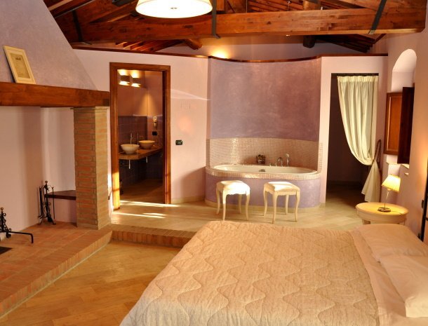 bed-and-breakfast-borgo-san-giusto-empoli-toscane-suite-busoni.jpg