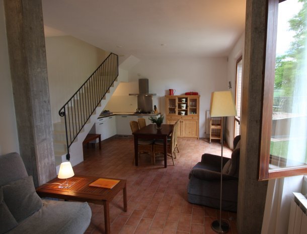 country-house-montesoffio-marche-appartement-h-woonkamer.jpg