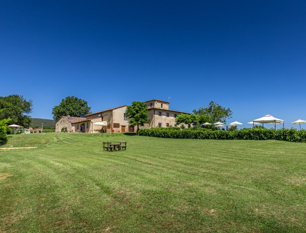 agriturismo-poggiacolle-sangimignano-tuin-villa.jpg