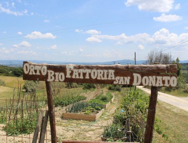 fattoria-san-donato-agriturismo-san-gimignano-moestuin.jpg