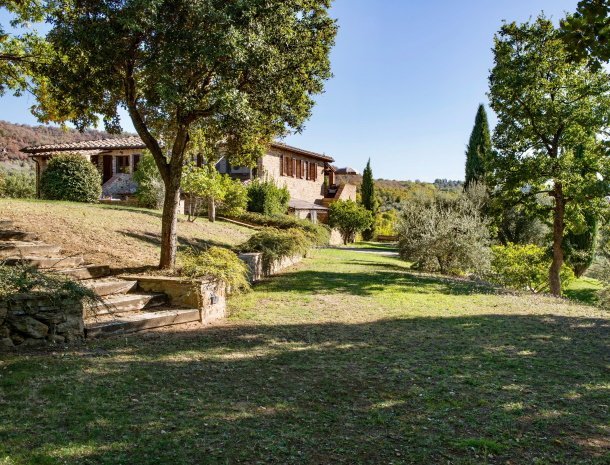 agriturismo-malagronda-umbrie-appartementen-met-zwembad-ingang.jpg