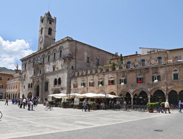 ascoli piceno zuid-marche.jpg