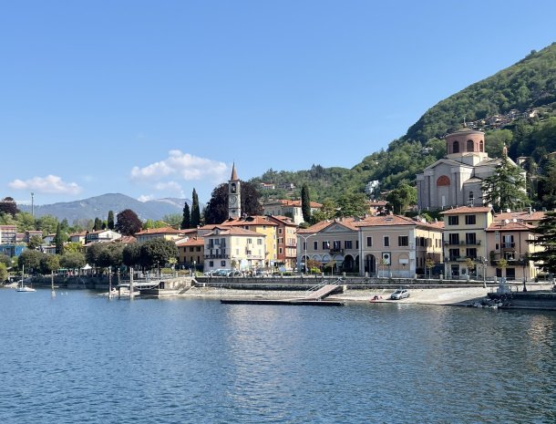 laveno-mombello-lombardije-lago-maggiore.jpg