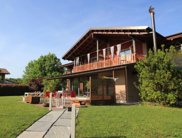 agriturismo-il-cucchiaio-di-legno-ortameer-terras.jpg