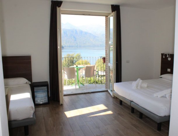 hotel-bocciolo-ortasangiulio-slaapkamer-uitzicht-superior.jpg