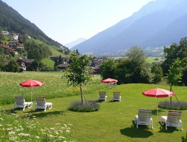 sportpension-elisabeth-neustift-stubaital-tuin.jpg