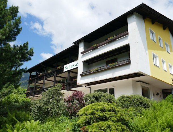 gastehaus-schusser-bad-kleinkirchheim-bed-and-breakfast.jpg