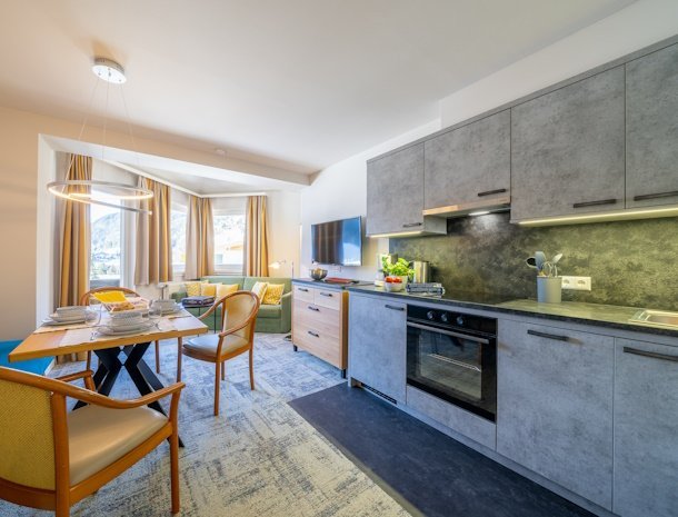 gastehaus-schusser-bad-kleinkirchheim-karinthie-keuken-appartement-maibrunn.jpg