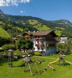 die-unterbergerin-dorfgastein-gasteinertal-salzburgerland-oostenrijk.jpg