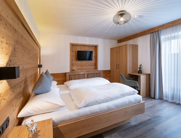 landhaus-alpenherz-zillertal-oostenrijk-kamer-suite.jpg