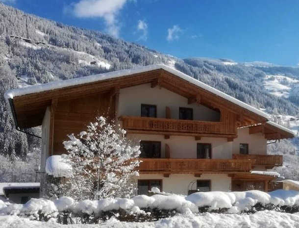 landhaus-alpenherz-zillertal-oostenrijk-winter.jpg