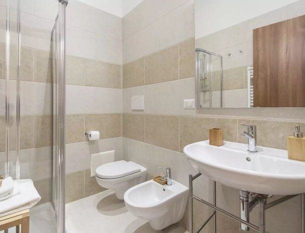 masseria-fanizzi-conversano-puglia-badkamer.jpg