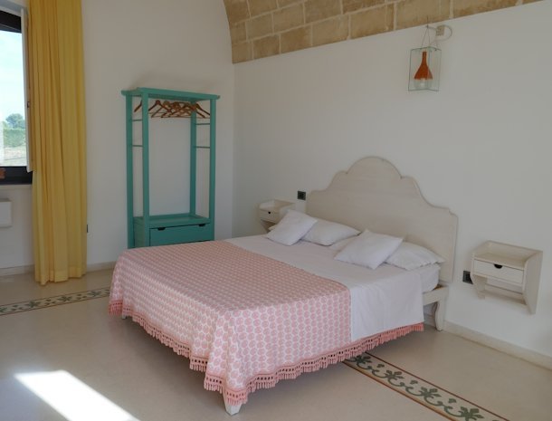 masseria-galatea-alessano-salento-slaapkamer-2-persoonsbed.jpg