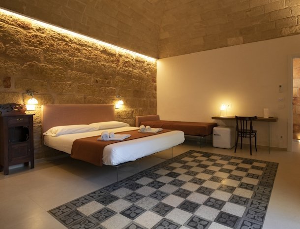bed-and-breakfast-ricordi-siciliani-sanvitolocapo-3-persoonskamer-begane-grond.jpg