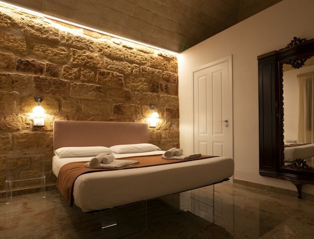 bed-and-breakfast-ricordi-siciliani-sanvitolocapo-2-persoonskamer-begane-grond-sfeer.jpg