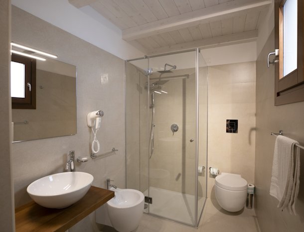 bed-and-breakfast-ricordi-siciliani-sanvitolocapo-badkamer.jpg