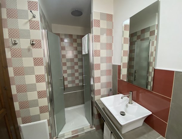 tenute-plaia-scopello-sicilie-badkamer-soluche.jpg