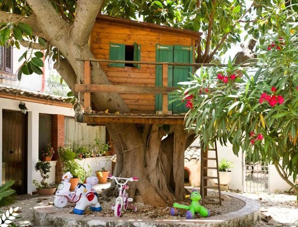 case-di-latomie-castelvetrano-sicilie-boomhut.jpg