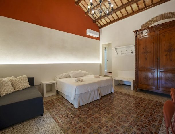 agriturismo-don-carlo-erice-sicilie-kamer-drie-overzicht.jpg