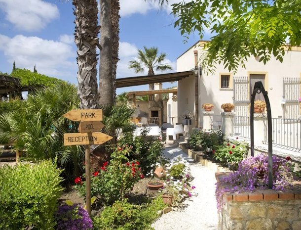 agriturismo-don-carlo-erice-sicilie-bordjes.jpg
