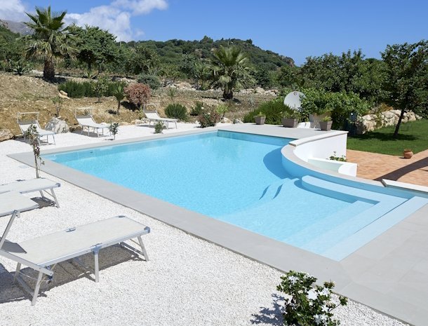 agriturismo-tenute-plaia-scopello-sicilië.jpg