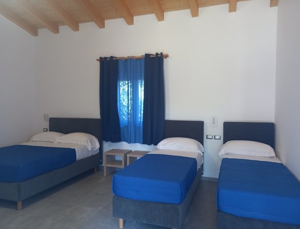 agriturismo-lumia-resort-oost-sicilië-4-persoonskamer.jpg