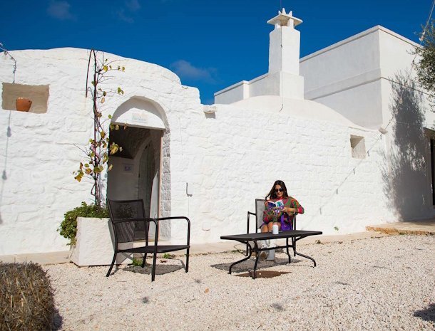 petranima-ostuni-focolare-terras.jpg