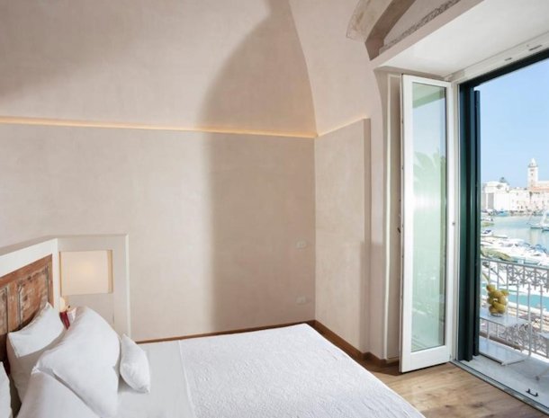 dimore-marinare-trani-kamer-le-sciale-uitzicht.jpg