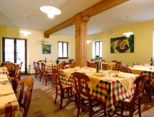 agriturismo-divin-amore-marche-hetrestaurant.jpg