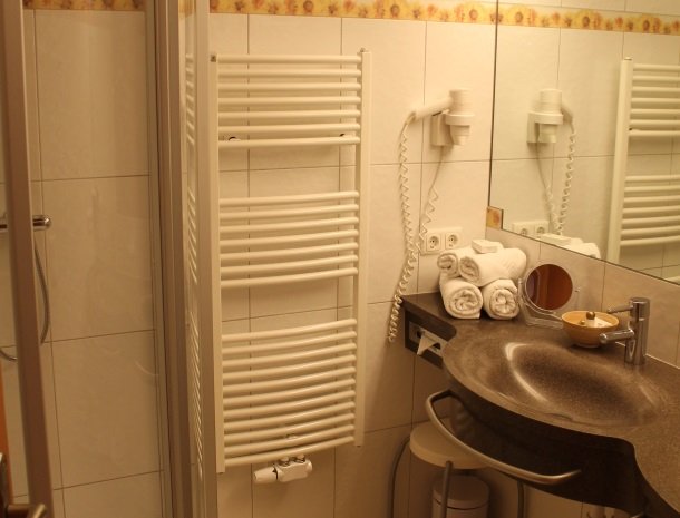 hotel bergzeit-badkamer.jpg