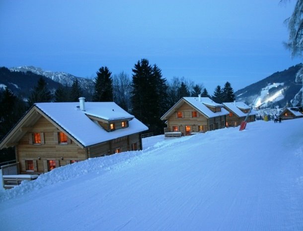 huttendorp schladming-huizenbijpiste.jpg