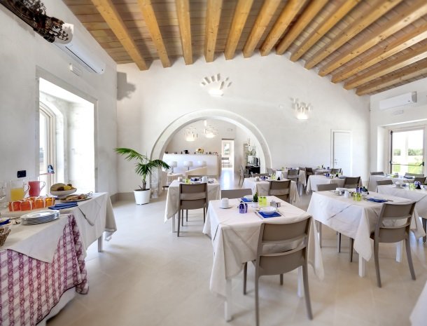 addauro-resort-siracusa-sicilie-restaurant.jpg