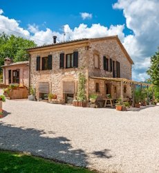 agriturismo-il-castellaro-fabriano-marche-itali&euml;.jpg