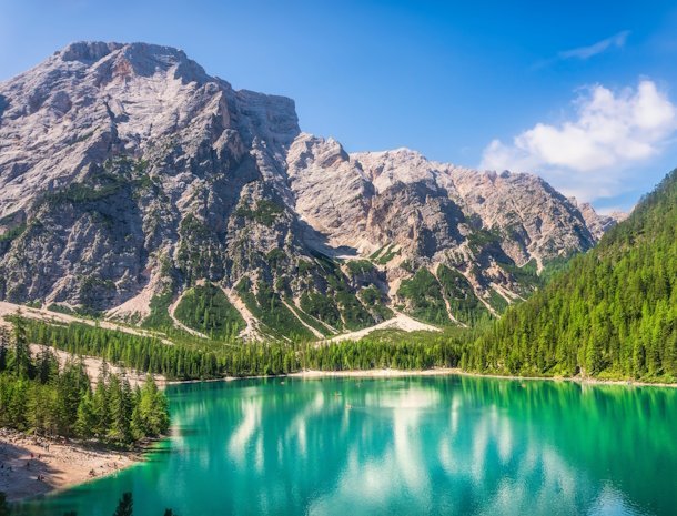 lago di braies.jpg