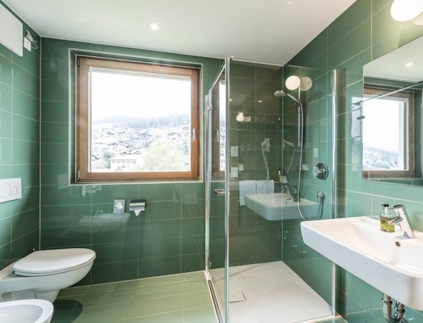 bed-and-breakfast-villa-angelino-ortisei-trentino-badkamer.jpg