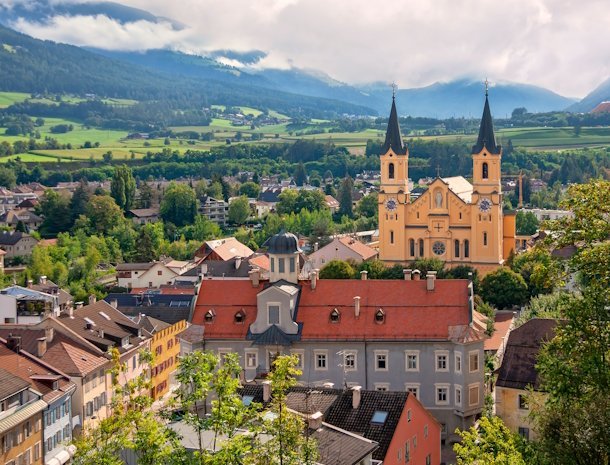 Bruneck-Brunico-Zuid-tirol.jpg