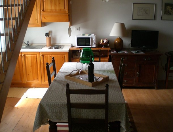 agriturismo-colutta-Manzano-Friuli-appartement-ribolla-gialla-woonkamer.jpg
