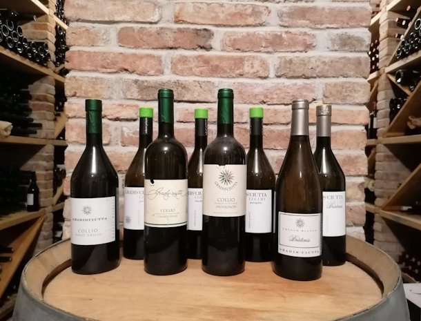 Borgo Gradis'ciutta Gorizia Friuli eigen producten.jpg