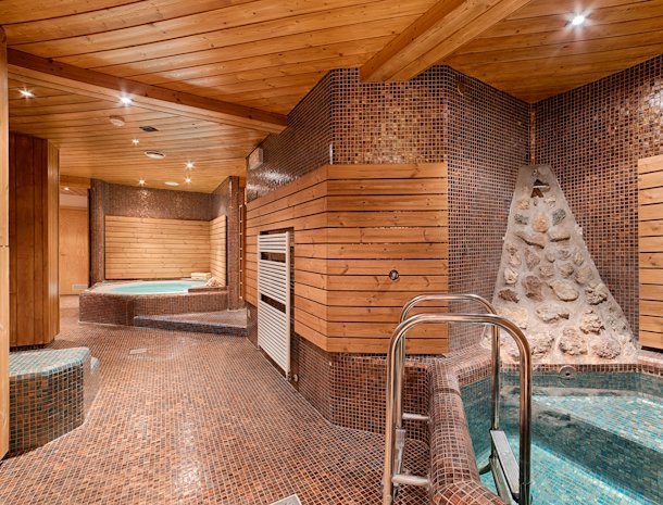 Hotel-Reischach-Kronplatz-wellness.jpg