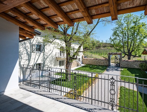 Borgo Gradis'ciutta Gorizia Friuli uitizcht binnenplaats.jpg