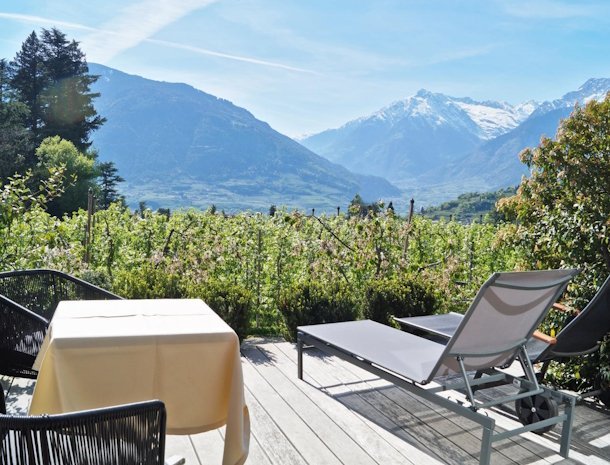 Riedingerhof-Merano-Trentino-suite-terras.jpg