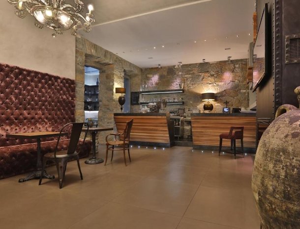 Forvm-Boutique-Hotel-Trieste-lounge.jpg